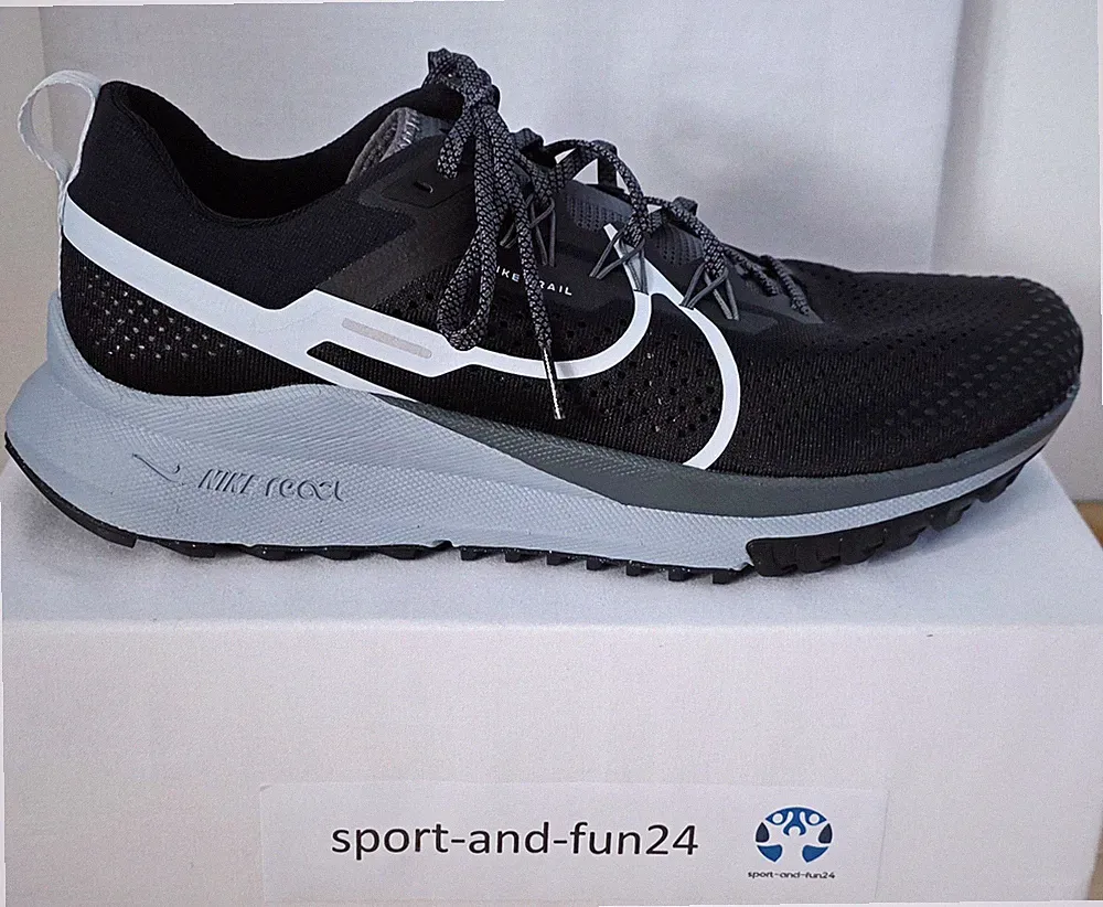 Nike React Pegasus Trail 4 Laufschuh DJ6158-001 Schwarz Gr. 48,5