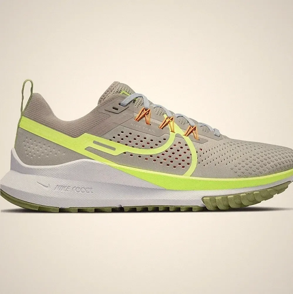 Nike React Pegasus Trail 4 Laufschuhe Sneaker GR. 40.5 41 DJ6158-002 Neu