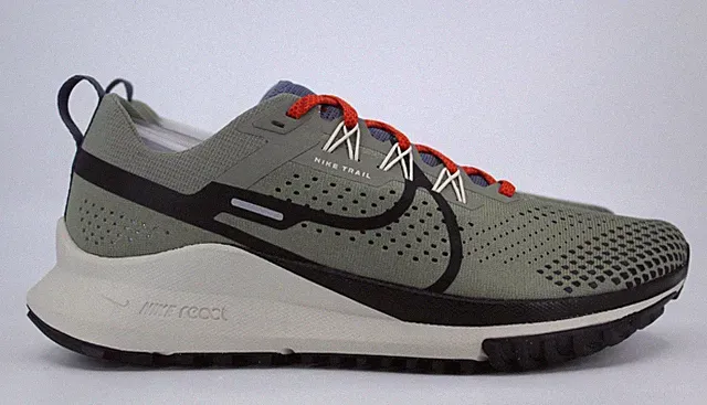 Nike React Pegasus Trail 4 Trailschuhe UK 8 Dark Stucco Black DJ6158-007