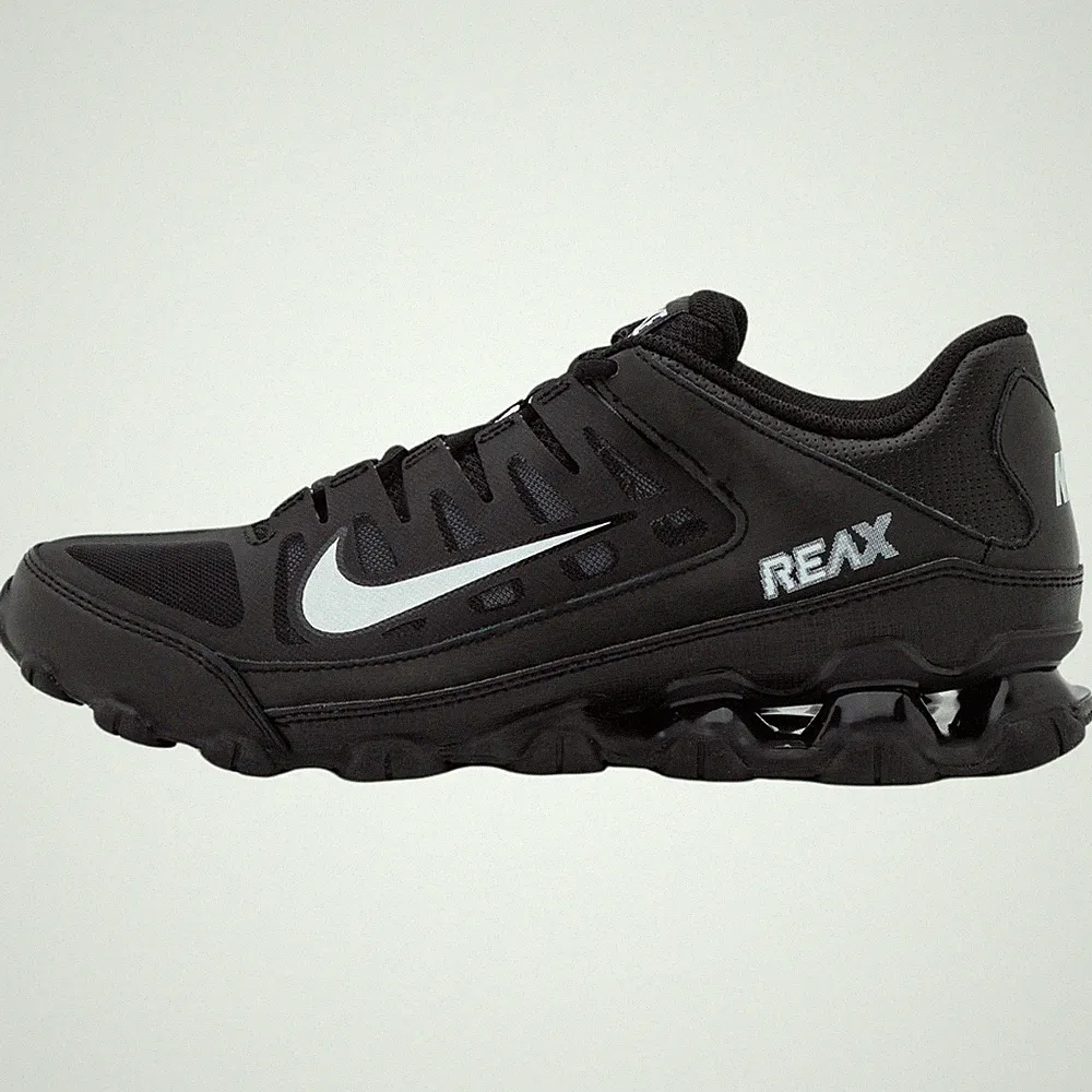Nike Reax 8 TR Herren Gr 44 Training Fitness Schuhe Sneaker Laufschuhe Schwarz