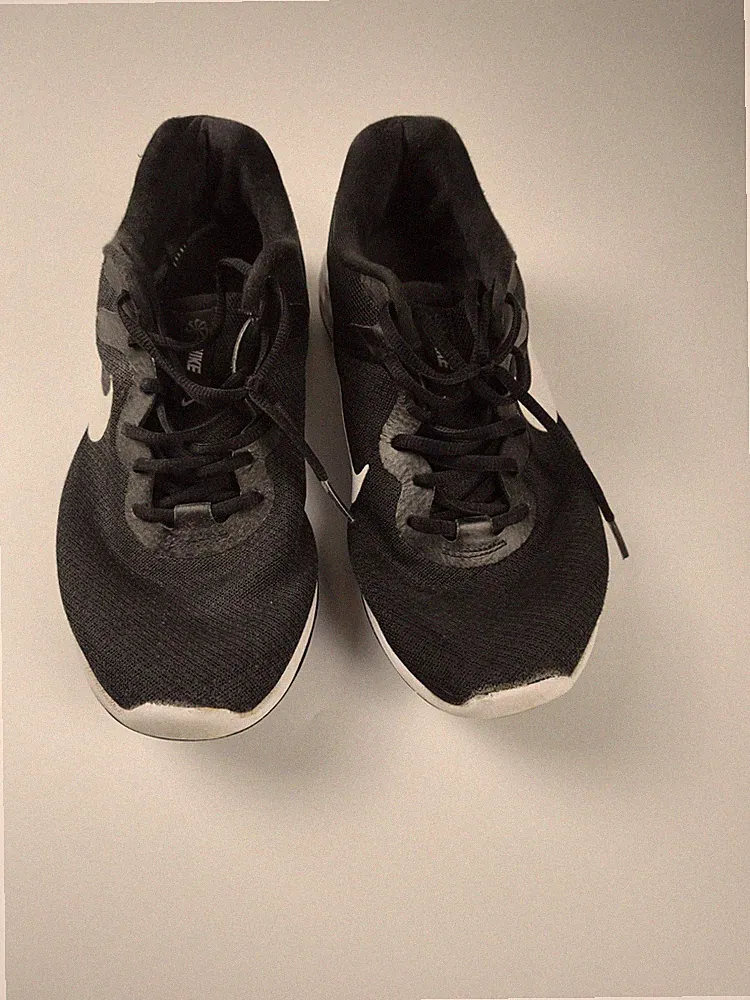 Nike Revolution 6 Next Nature Herren Laufschuhe Schwarz Weiß EU 44 / US 10