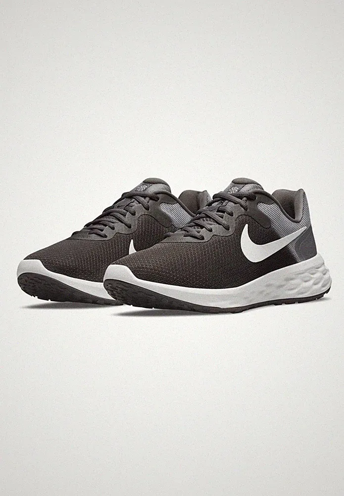 Nike Revolution 6 NN Gr 44 Sneaker Schuhe Turnschuhe Sportschuh Laufschuh DC3728