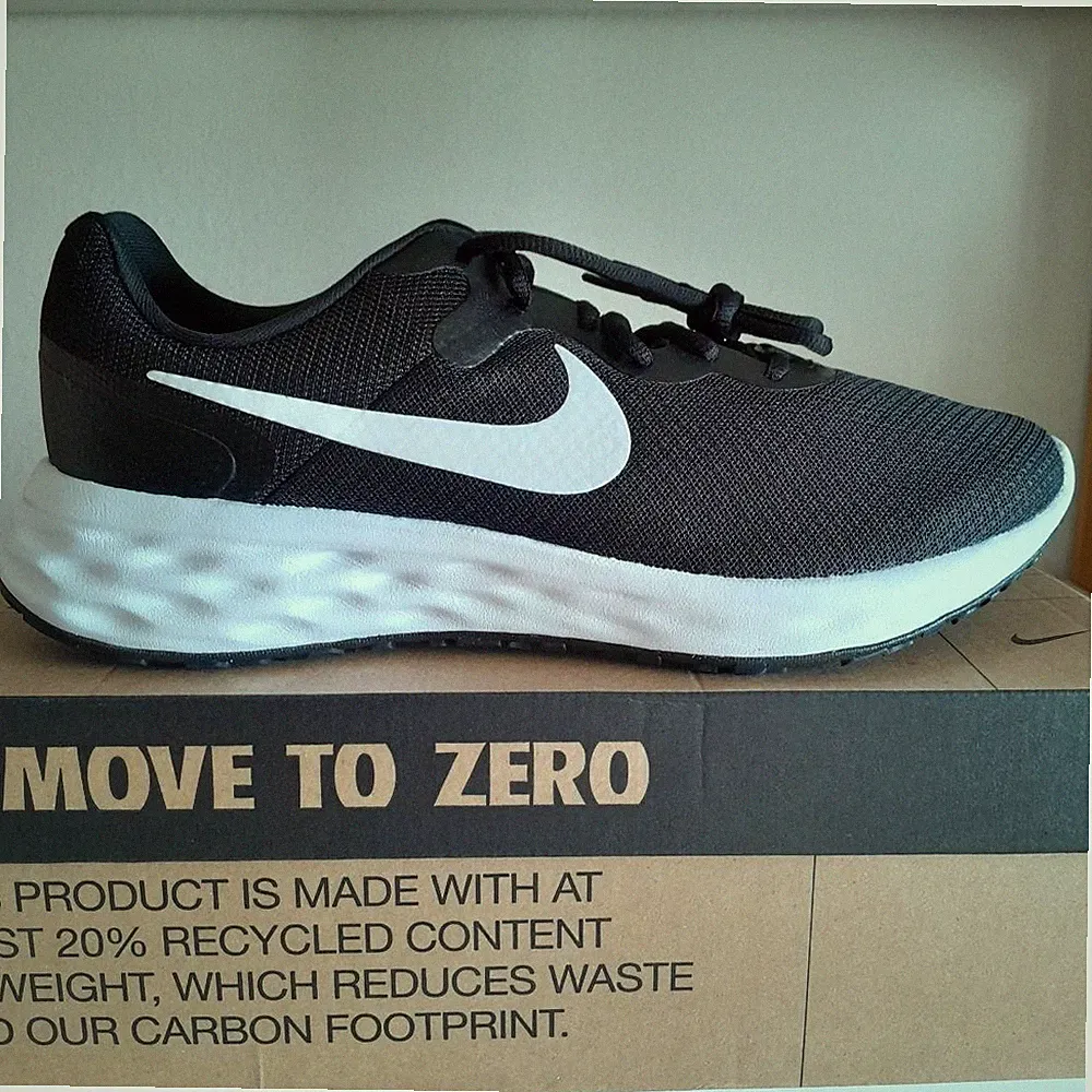 Nike Revolution 6 NN Laufschuhe, Sneaker Schwarz DC3728 003 Gr. 40,5 und 41