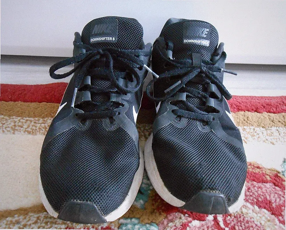 Nike Running Downshifter 8 Lauf Sport Fitness Hallen SCHUHE 26 CM Marke EU 41