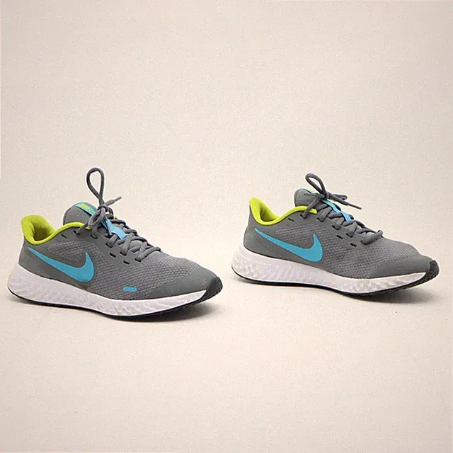 NIKE RUNNING Gebraucht EUR 39 UK 6 US 6,5Y (Cod.SS3875) Low Unisex Grau