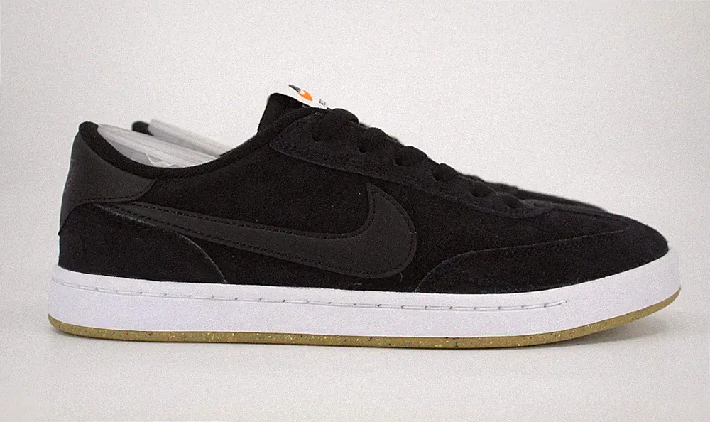 Nike SB FC Classic Skateschuhe UK 7,5 schwarz weiß orange 909096-001