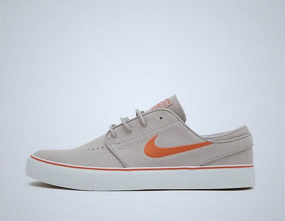 Nike SB Zoom Janoski OG+ Sneaker in Grau