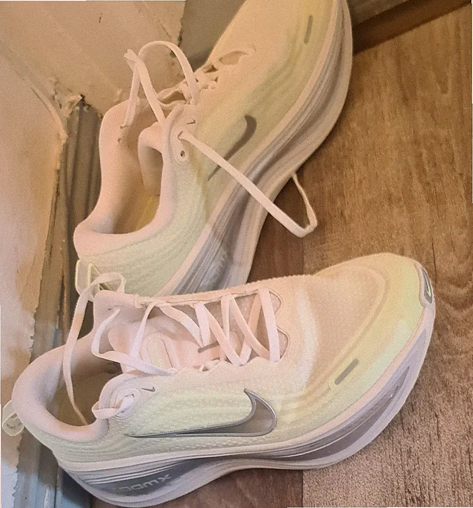 Nike Sneaker Laufschuhe Low Top gepolstert Schnürung Weiß/Grau EU 42,5