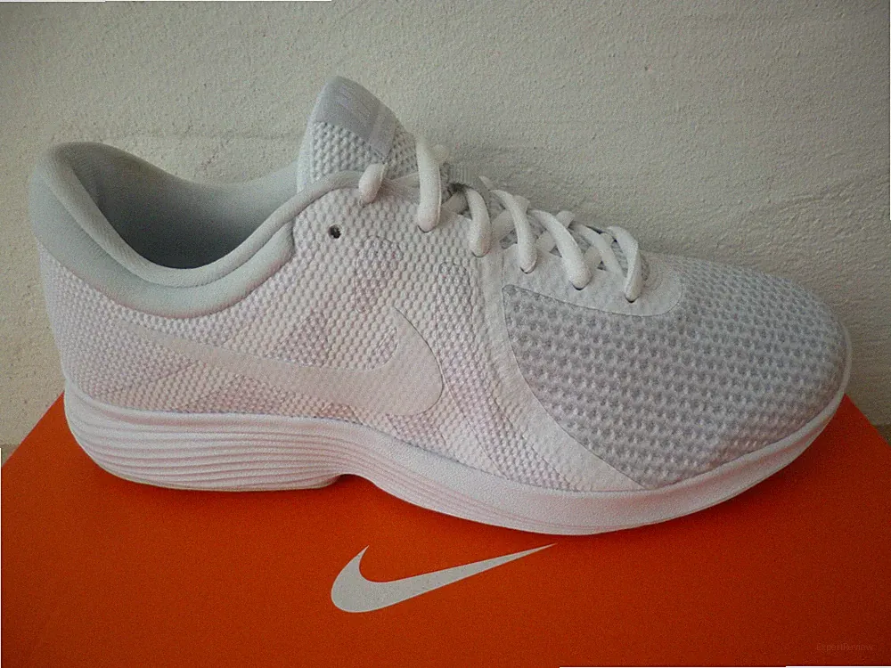 Nike Sneakers Freizeitschuhe Sportschuhe Laufschuhe Halbschuhe weiß