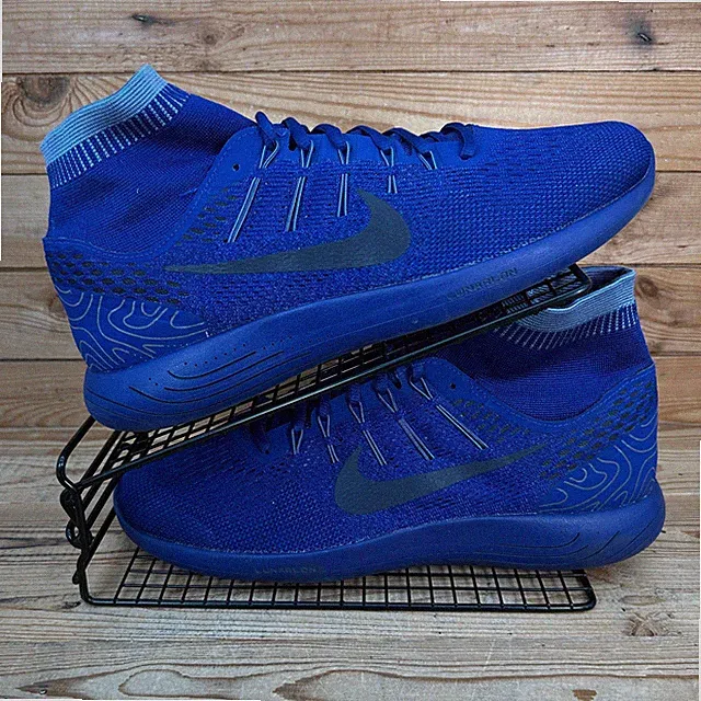 Nike Turnschuhe Herren Größe UK 10,5 LunarGlide 8 blau schwarz Flyknit Laufen Fitnessschuhe