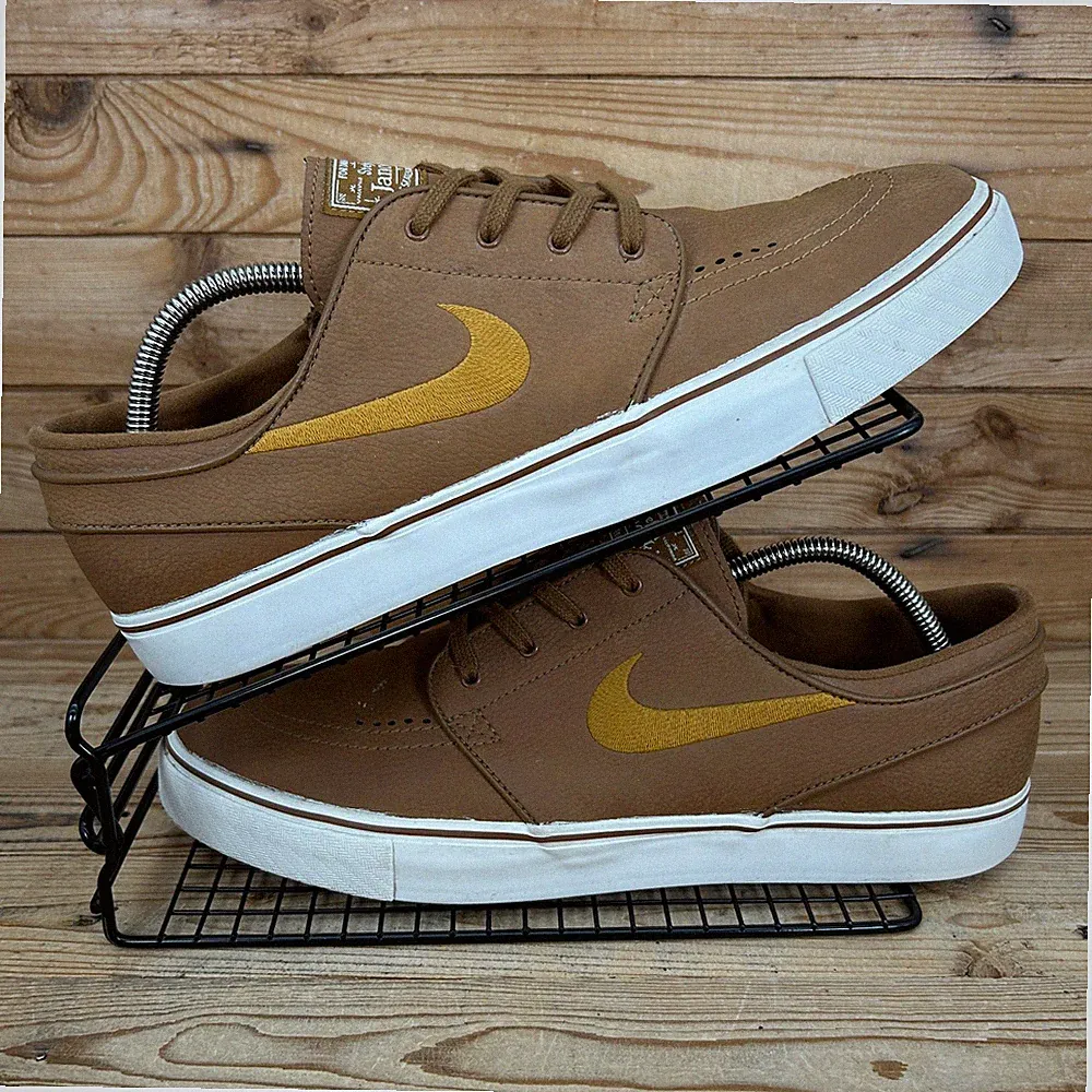 Nike Turnschuhe Herren Größe UK 11 Zoom Stefan Janoski Ale Braun Leder Skaterschuhe