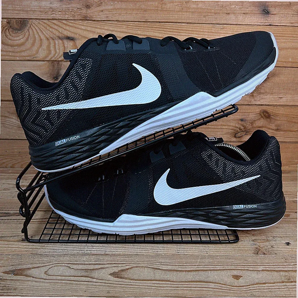 Nike Turnschuhe Herren Größe UK 12 Train Prime Iron DF Schwarz Laufen Fitnessschuhe