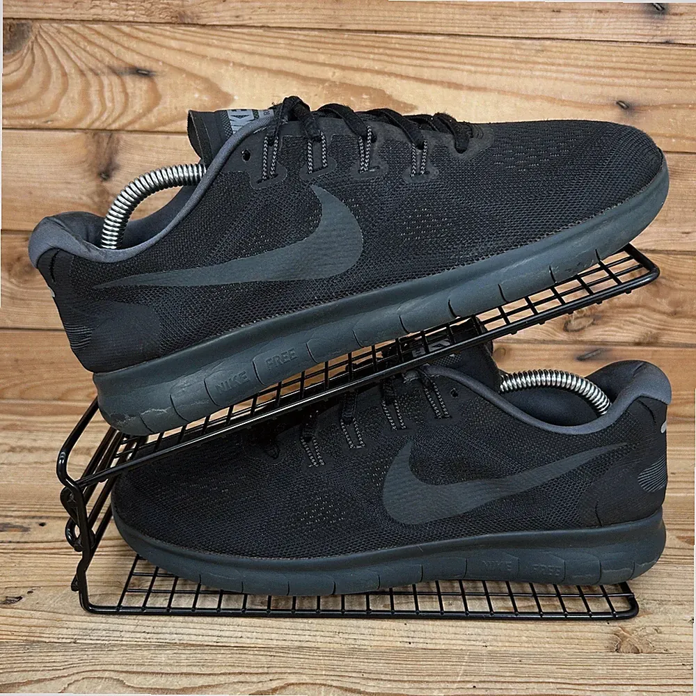 Nike Turnschuhe Herren Größe UK 8,5 Free RN 2017 dreifach schwarz Mesh Strick Laufschuhe