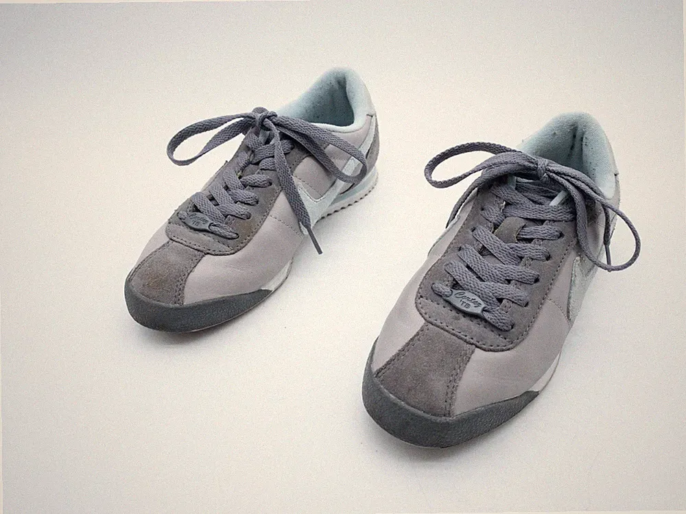 Nike Unisex Laufschuh Sportschuh Sneaker Freizeitschuh Gr. 36,5 EU Art.37349-80