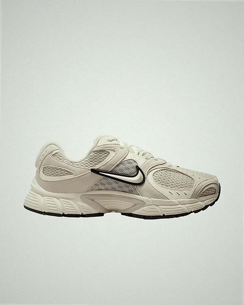 NIKE V5 RNR SCHUHE BEIGE CASUAL RUNNING SWOOSH ORIGINAL II6294 100