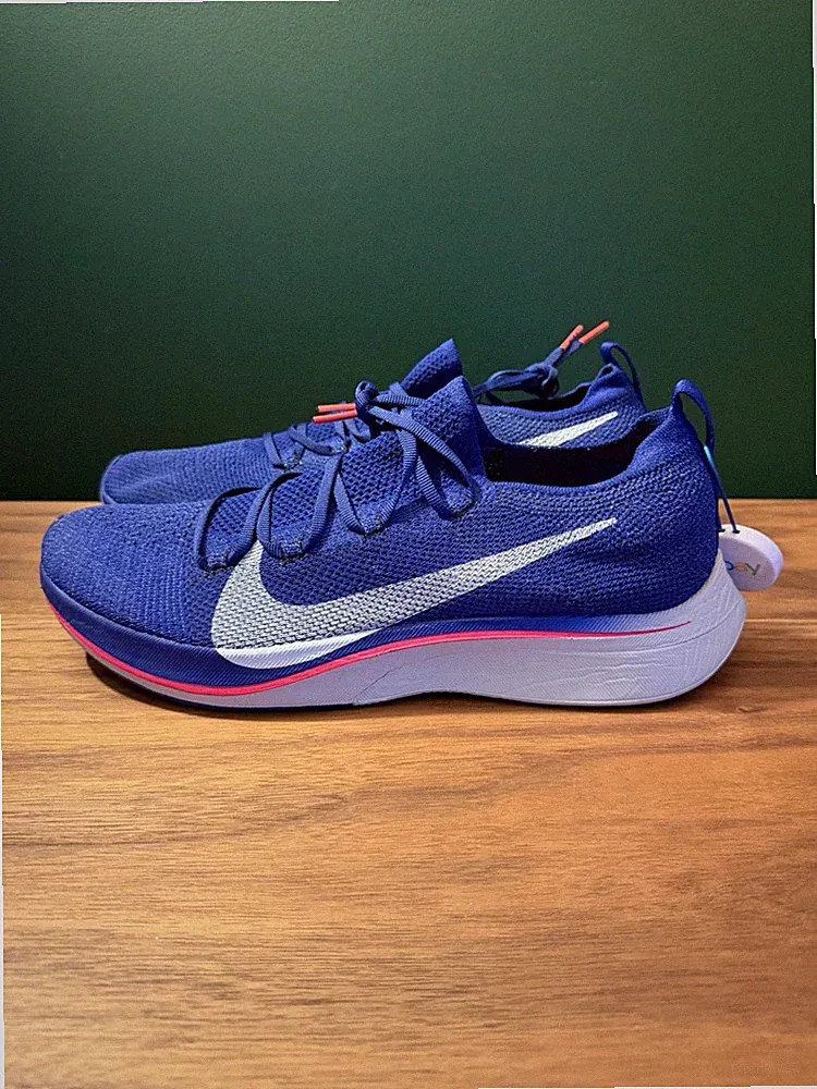 Nike Vaporfly 4% Flyknit ZoomX Laufschuhe | Herren 9,5 UK | Brandneu *Selten*
