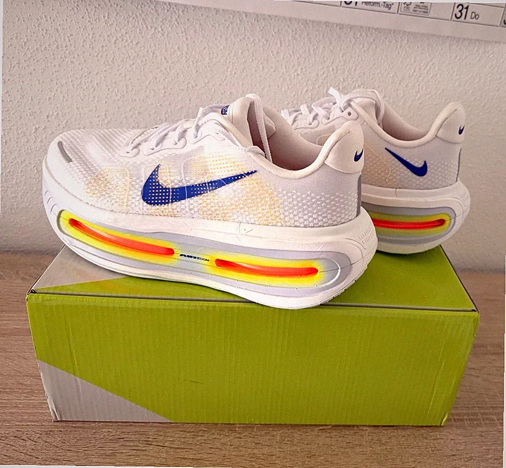 Nike Vomero Premium Laufschuhe