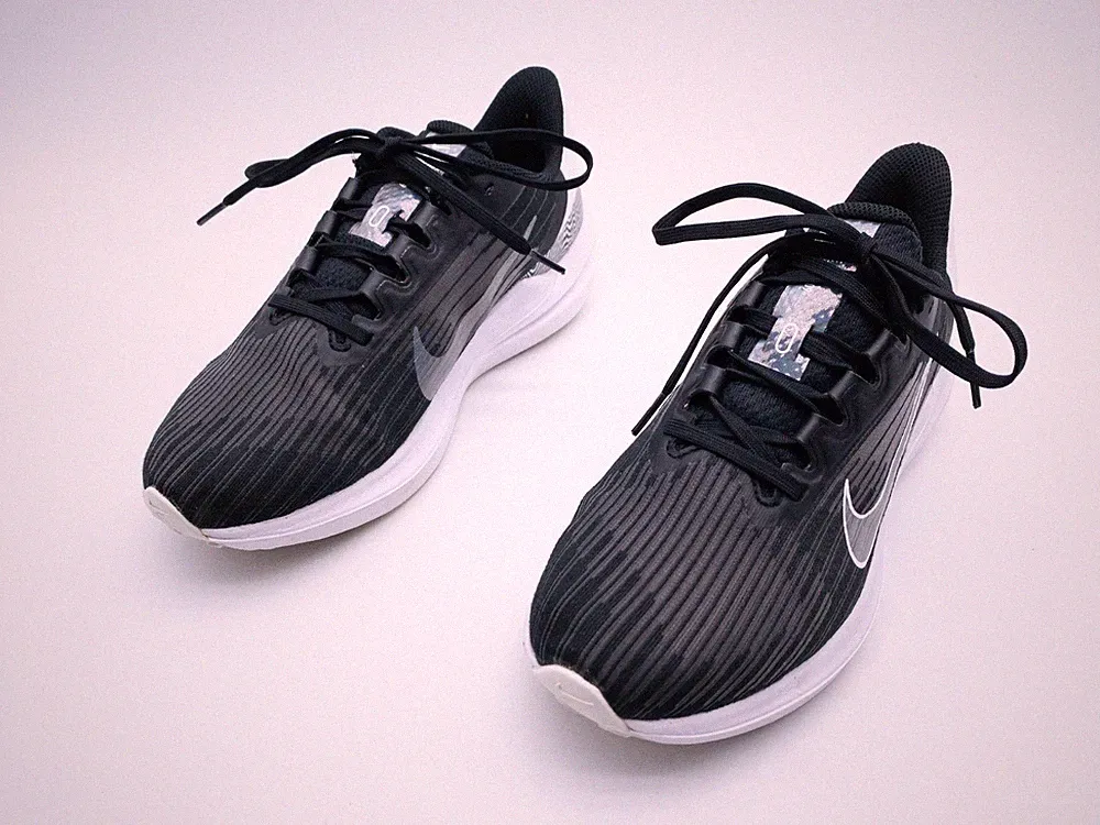 Nike winflo 09 unisex Halbschuh Laufschuh Sportschuh Gr 39 EU Art 34640-98