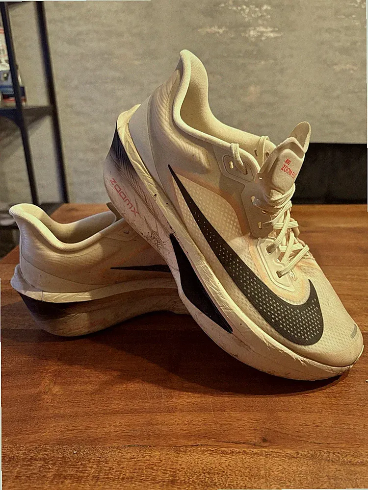 Nike Zoom Fly 6 Laufschuh - Größe 44,5