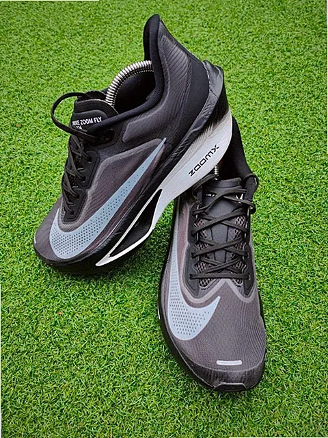 Nike Zoom Fly 6 Schwarz Rauchgrau Herren Laufschuhe, 8,5 UK #