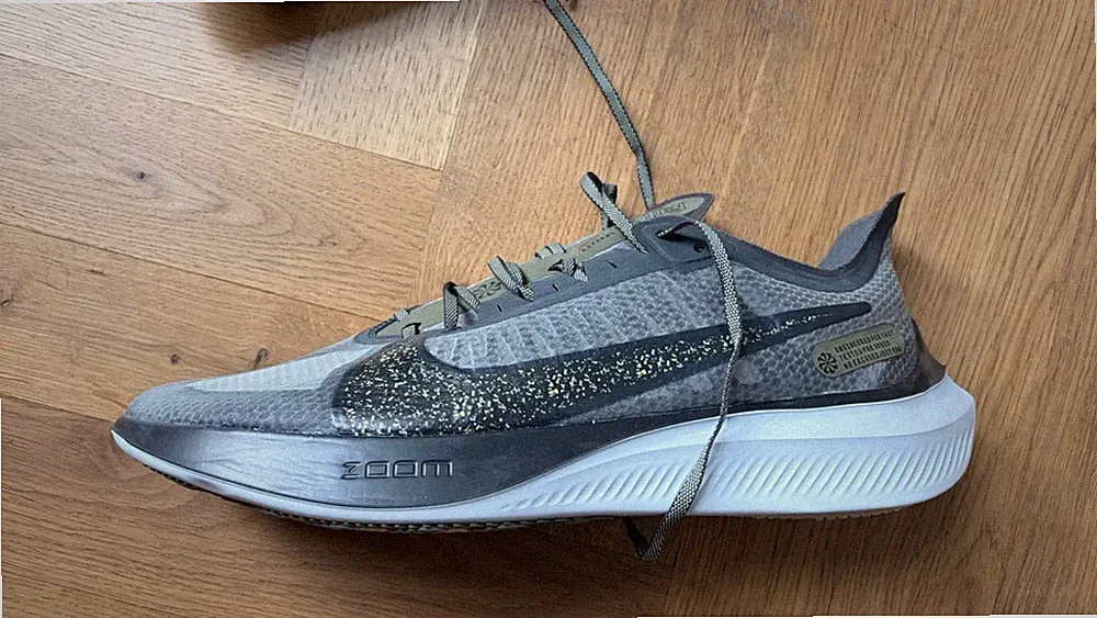 Nike Zoom Gravity 46 Neu Ungetragen Laufschuhe