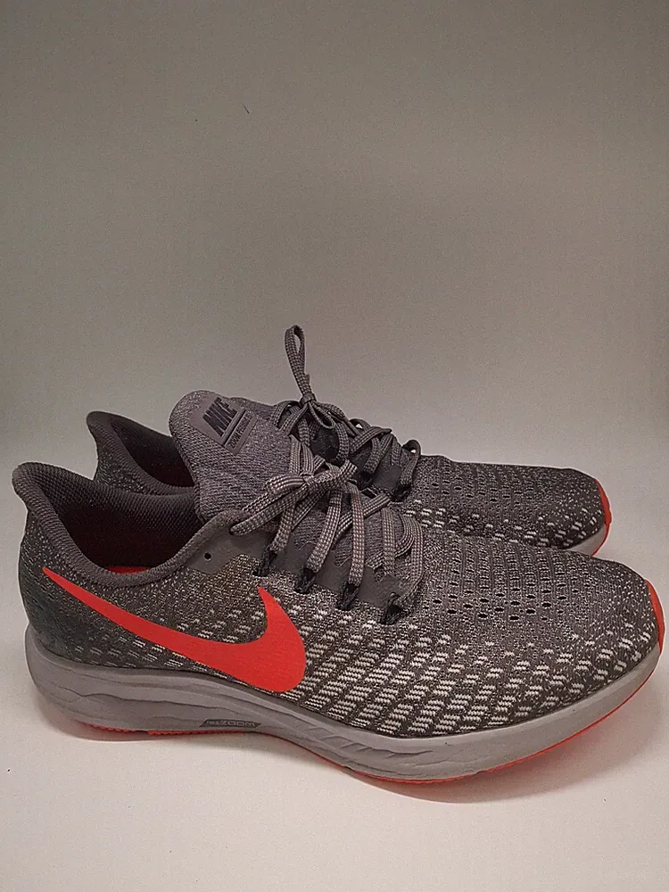 Nike Zoom Pegasus 35 Herren Laufschuhe Grösse 47.5 Grau