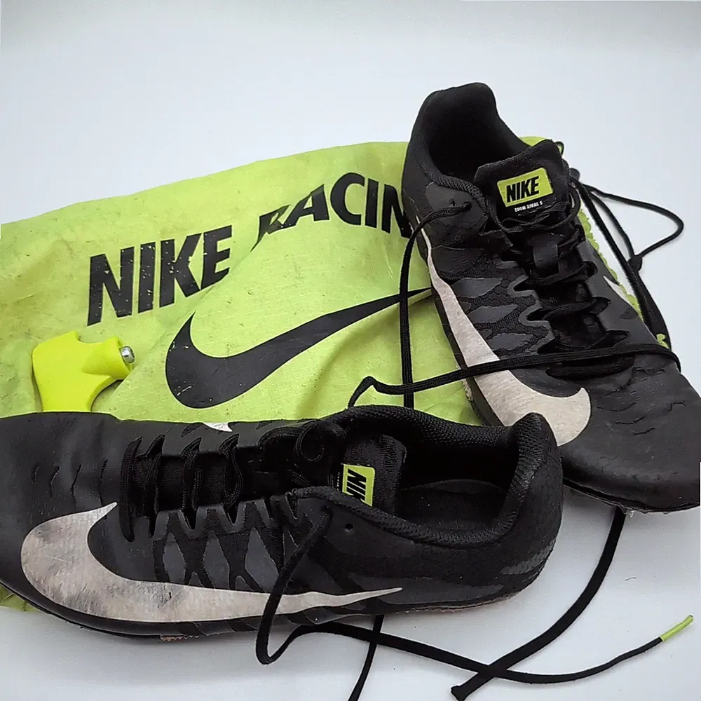 45.5 Leichtathletikschuh
