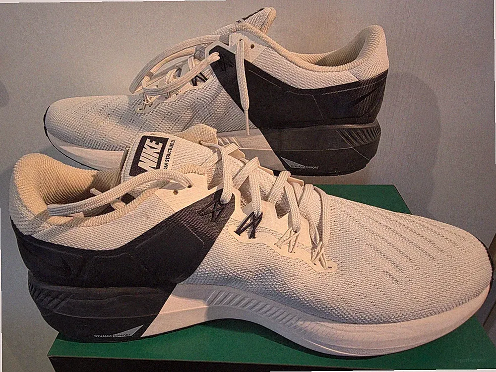 Nike Zoom Structure Herren Laufschuh Gr 48,5 US 14 EU Art AA1636-001