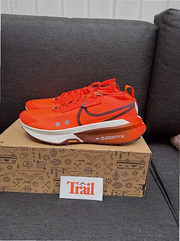 Nike Zoom Zegama Trail 2 Gr 46 US 12 Laufschuhe Trekking FD5190-800
