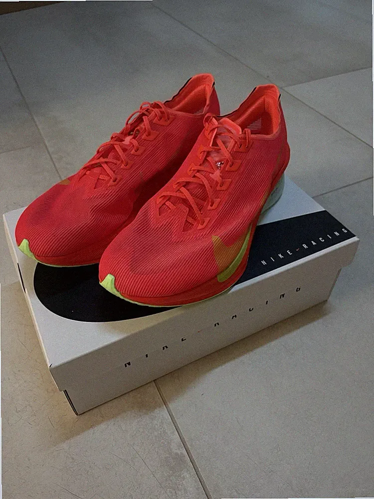 Nike ZoomX Vaporfly Next% 4 Herren Laufschuh Rot/Grün Mesh EU 45,5