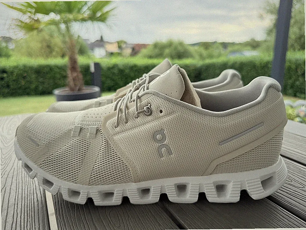 ON Cloud 5 Neu Gr. 47 Laufschuh Herren UPE 160€