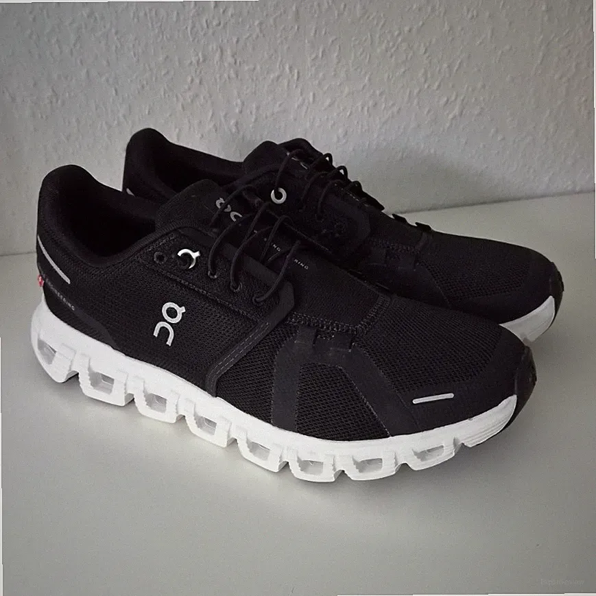 On Cloud 6 Damen Laufschuhe Sneaker schwarz/weiß EU 41