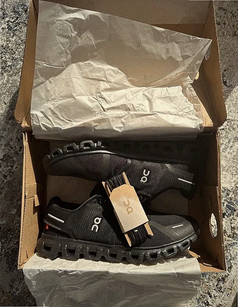 On Cloud 6 Lauf Schuhe - Herren Größe 43 Neu & Ungetragen