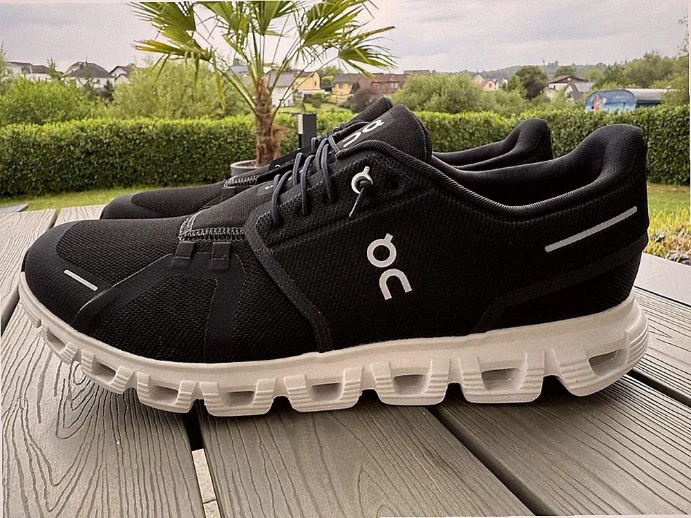 ON Cloud 6 Neu Gr. 46 Laufschuh Herren UPE 160€