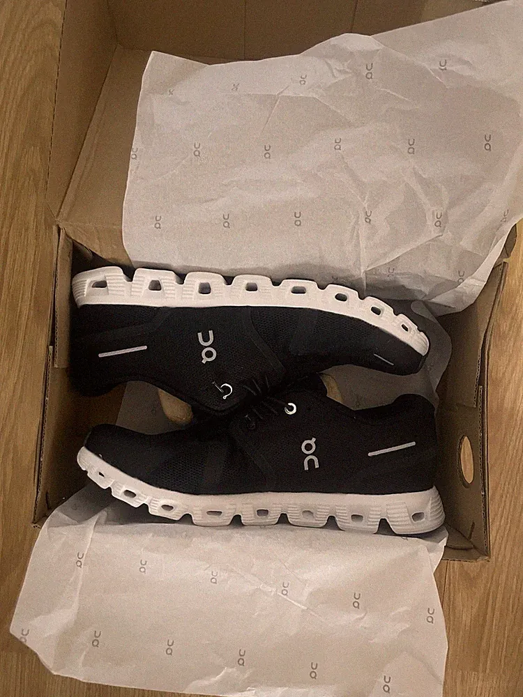 On Cloud Herren Laufschuhe Sneaker schwarz/weiß Mesh atmungsaktiv GR43