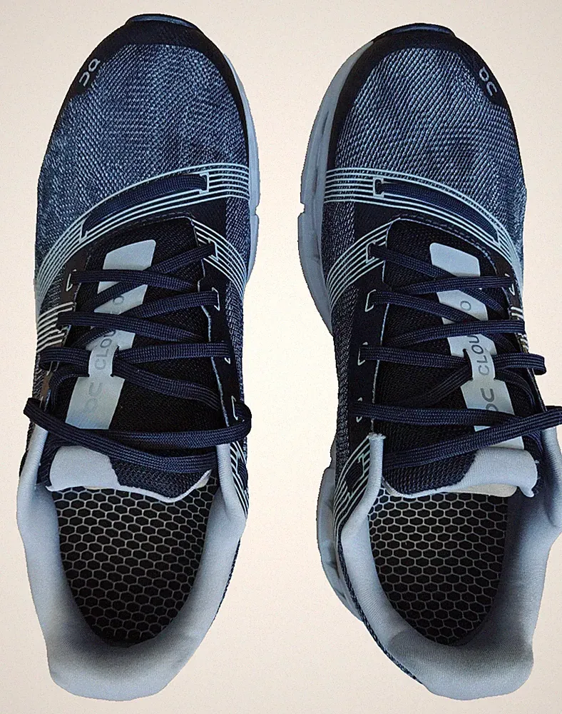 On Cloudgo Herren Sneaker Grau/Weiß Mesh Laufschuhe EU 44 TOP!