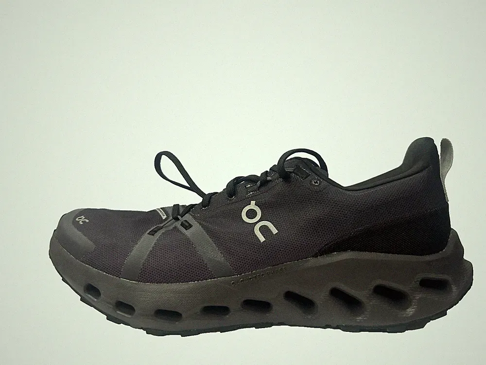 ON Cloudsurf Off-Road Trail Laufschuhe UK 10 US 10,5 EU 44,5 REF 5426