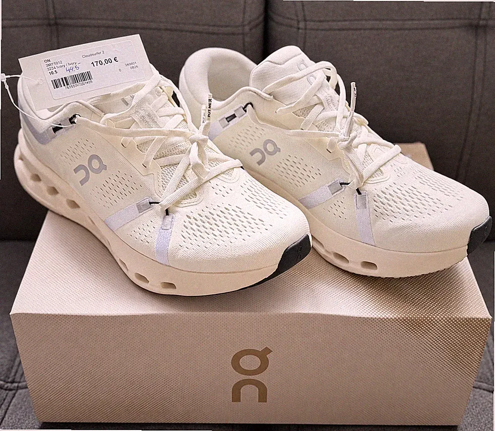 On Cloudsurfer 2 Herren Laufschuhe Gr. 44,5 Ivory/Ivory ungetragen OVP
