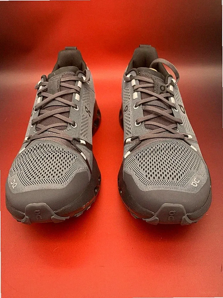 On Cloudsurfer Trail Herren Trailrunning-Schuhe Laufschuhe Grau Gr. 47