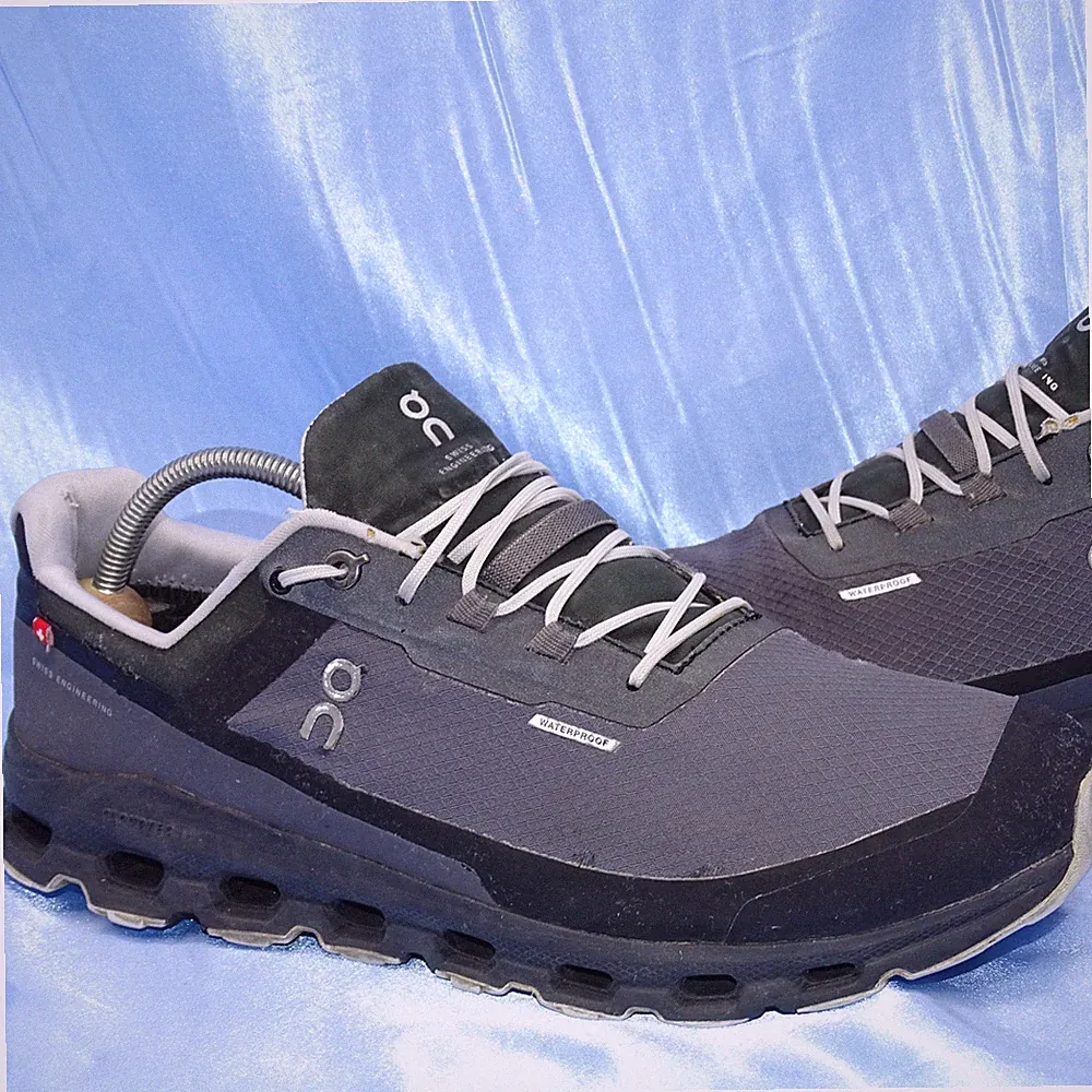 ON CLOUDVISTA WATERPROOF LAUFSCHUHE GR 41 ON RUNNING CLOUD SCHWARZ SCHUHE USED