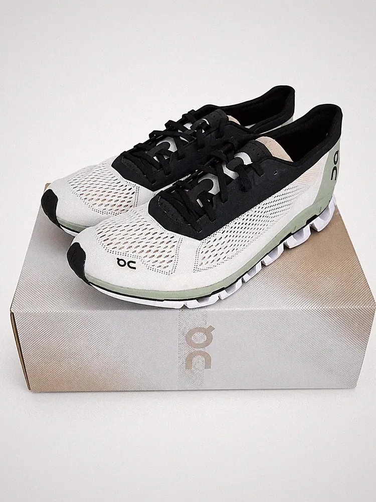On Herren Laufschuhe Cloud /Speedboard Weiß/Schwarz/Grün