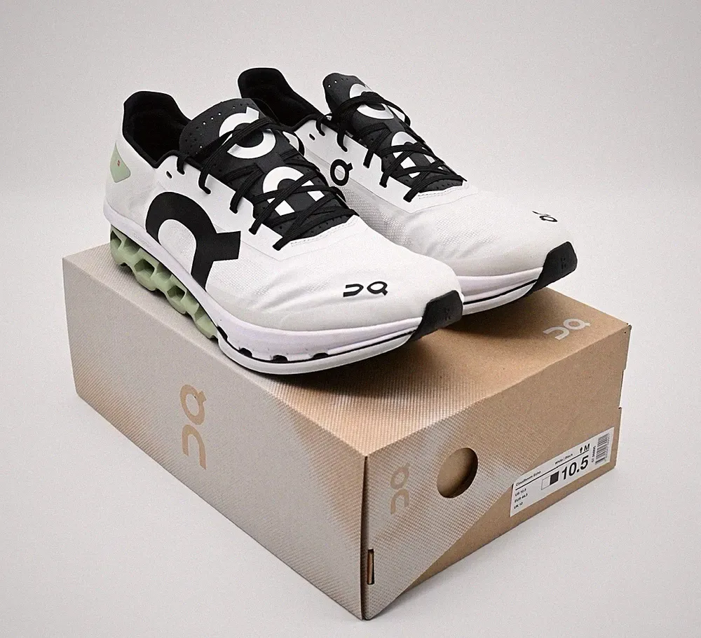 On Running Cloudboom Echo — Herren Laufschuhe White | Black #57.98995
