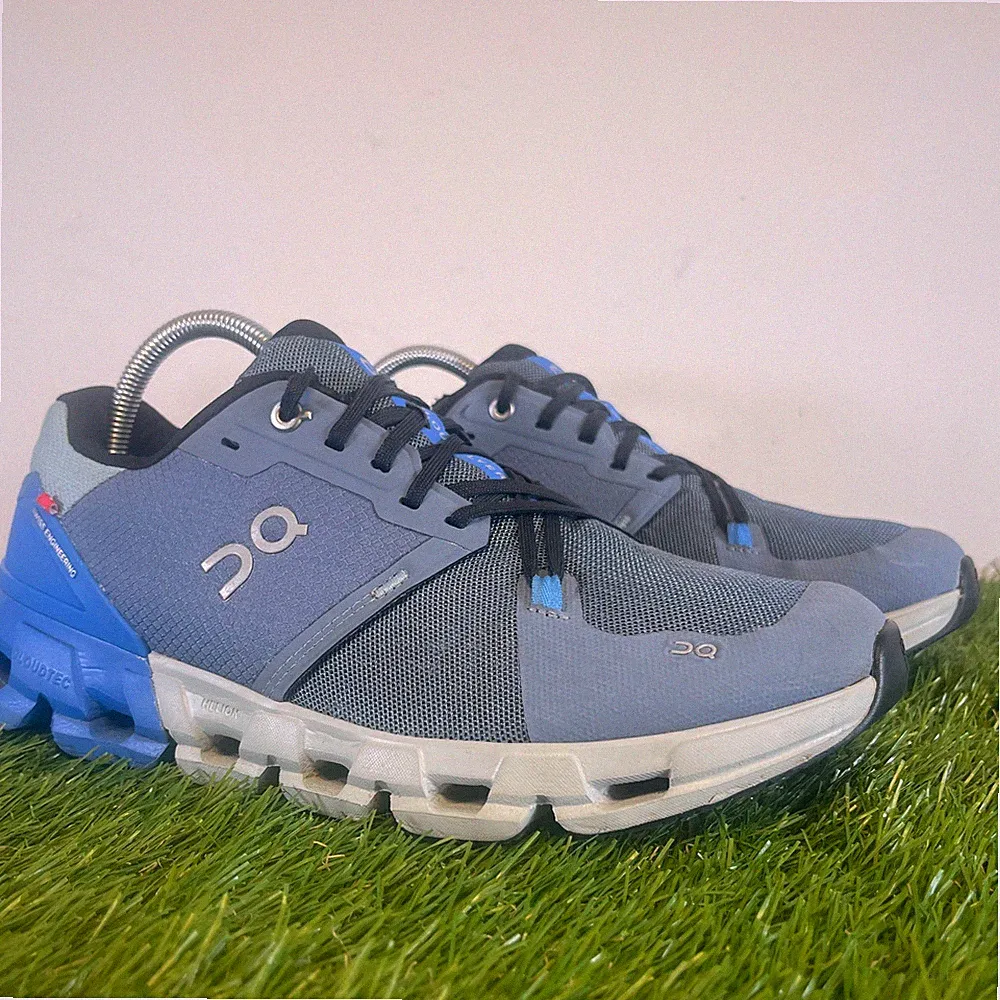 On Trainers Größe 8 Herren blau Cloudflyer 4 sportliche Performance Laufschuhe