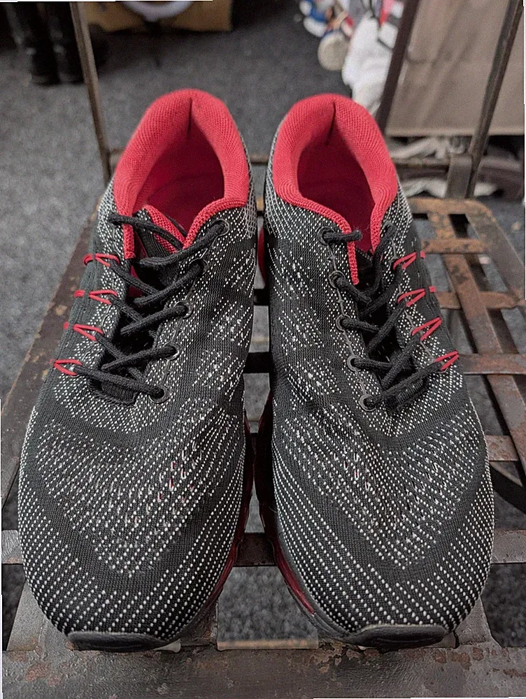 Onemix Herren Sneaker Straßenlaufschuhe Vollluftpolster UK 11 in Rot/Schwarz