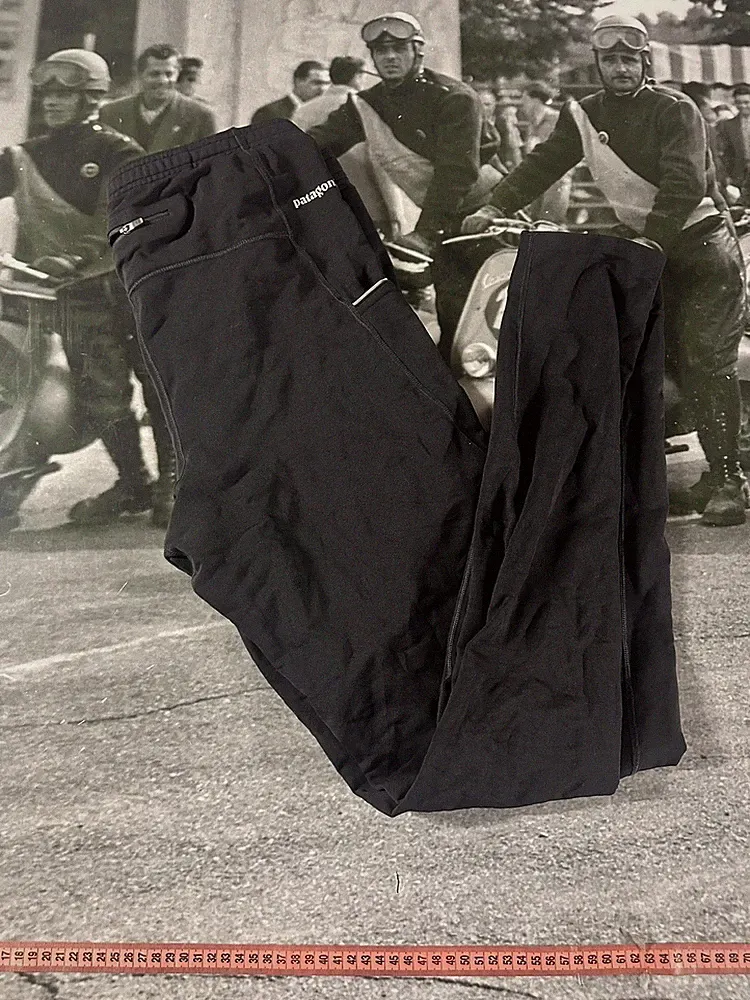 Patagonia Leggings Running Trail Herren L Schwarz Reißverschlusstaschen D33