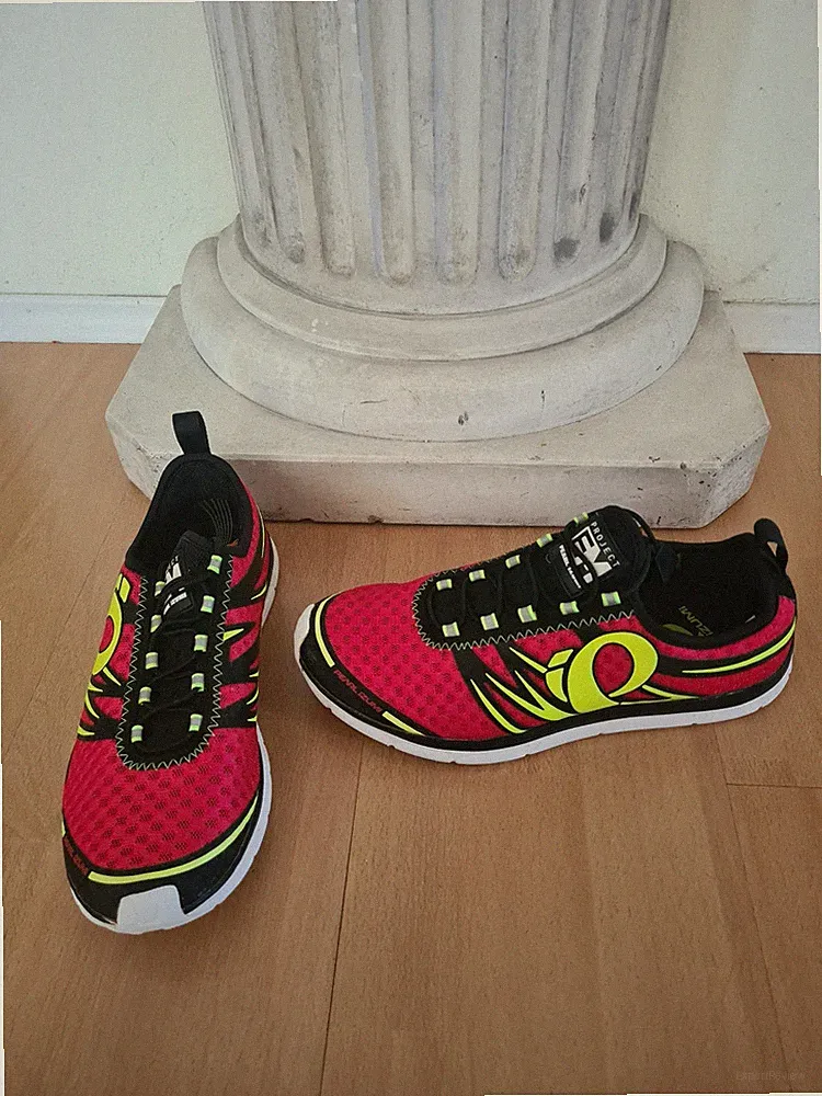 pearl izumi Herren Laufschuhe Sportschuhe Gr 40,5 Projekt EM