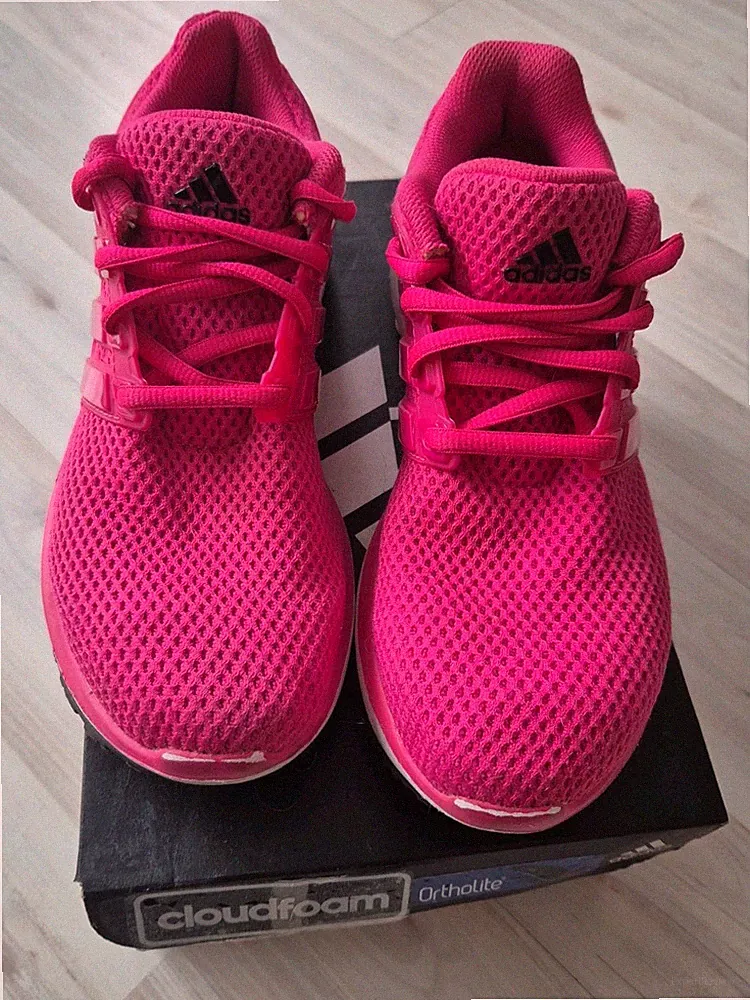 Pinke Adidas Laufschuhe Größe 38 (UK 5)