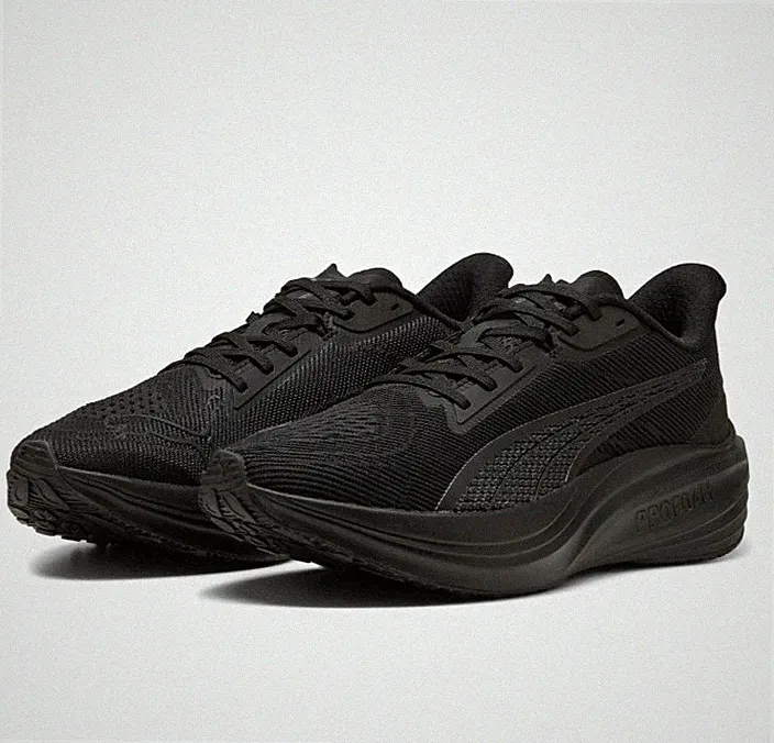 PUMA Darter Pro Laufschuhe Herren Gr. 44 Neu mit Etikett