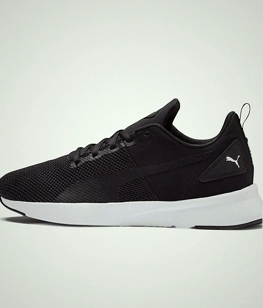 PUMA Flyer Runner Gr. 42,5 Unisex Sneaker Turnschuhe Laufschuhe Neu mit Karton