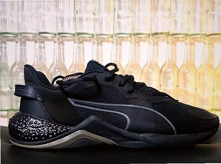 Puma Hybrid NX Ozone / Laufschuhe / Running / Jogging / True Black / Größe 42,5
